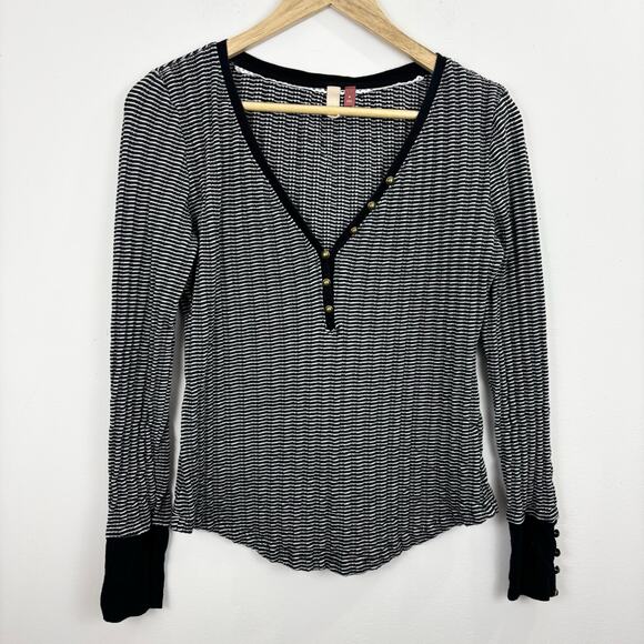 Pilcro Tops - Anthropologie Pilcro Henley Long Sleeve Black and White Womens' Size Medium